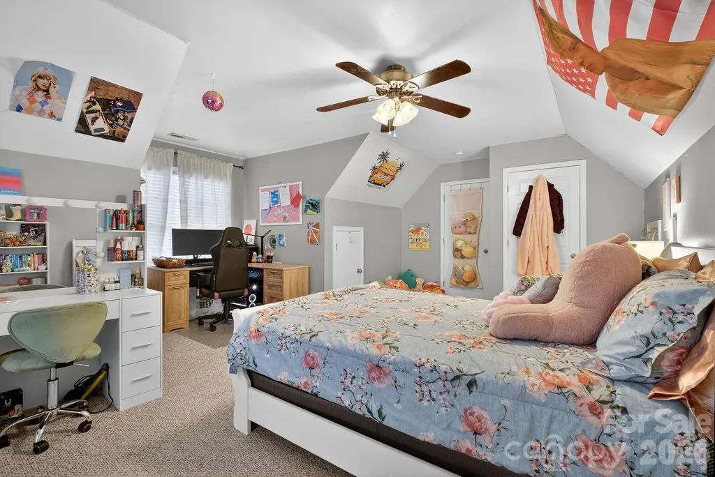 121 Guernsey Court Dallas NC 28034