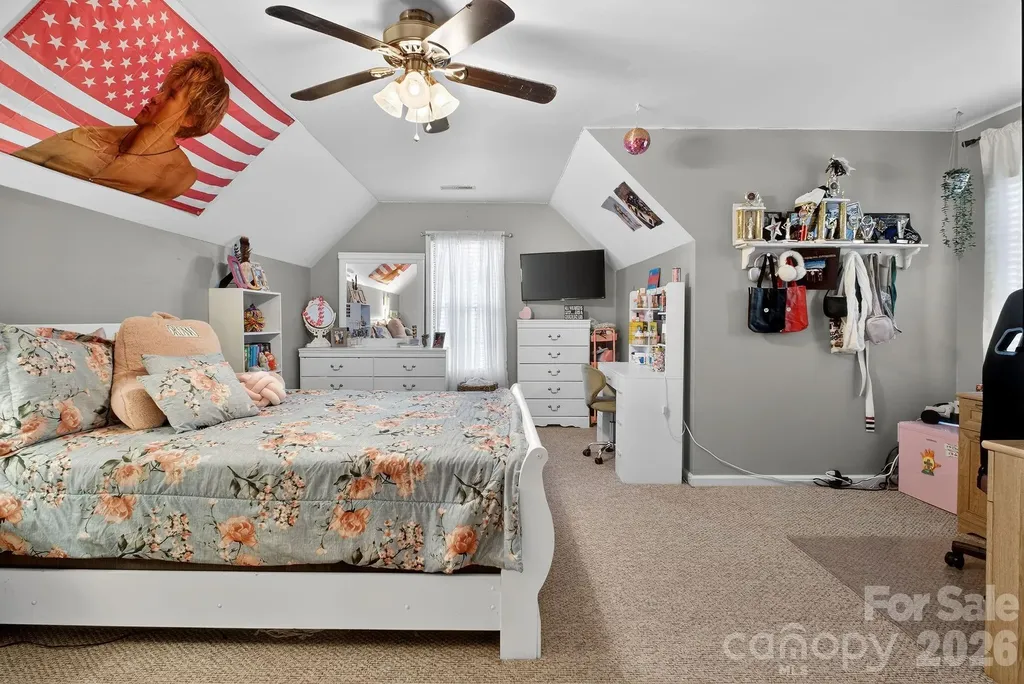 121 Guernsey Court Dallas NC 28034