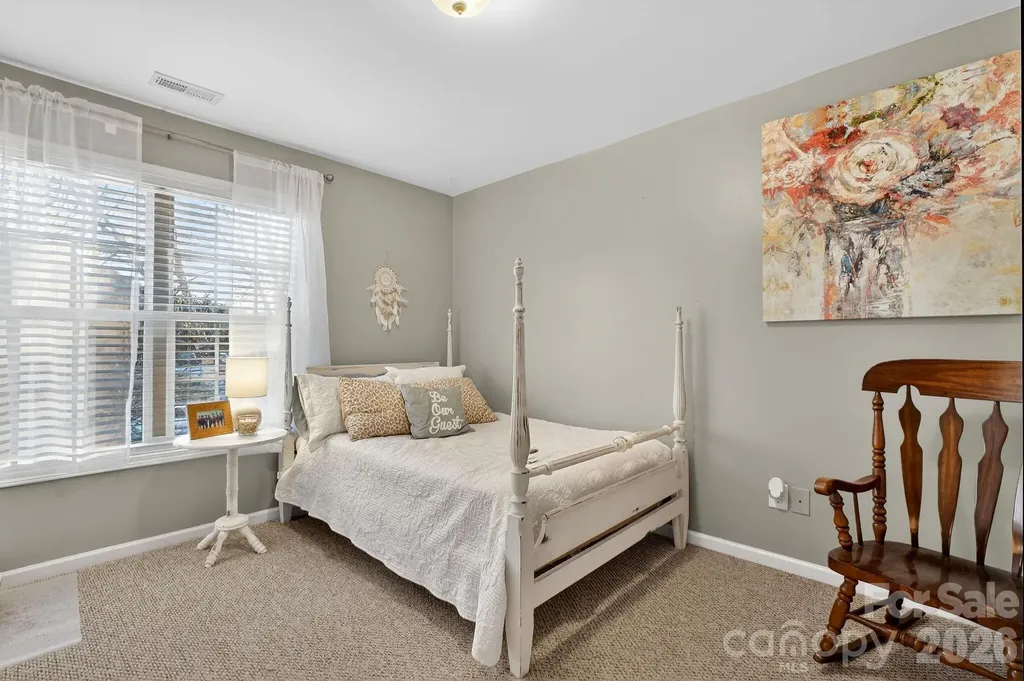 121 Guernsey Court Dallas NC 28034