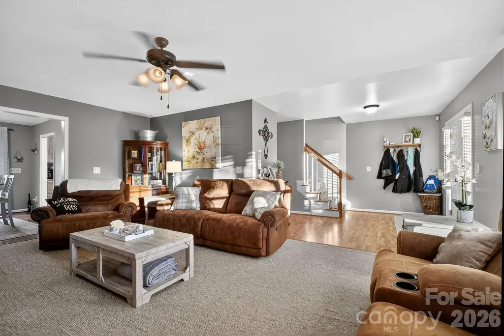 121 Guernsey Court Dallas NC 28034