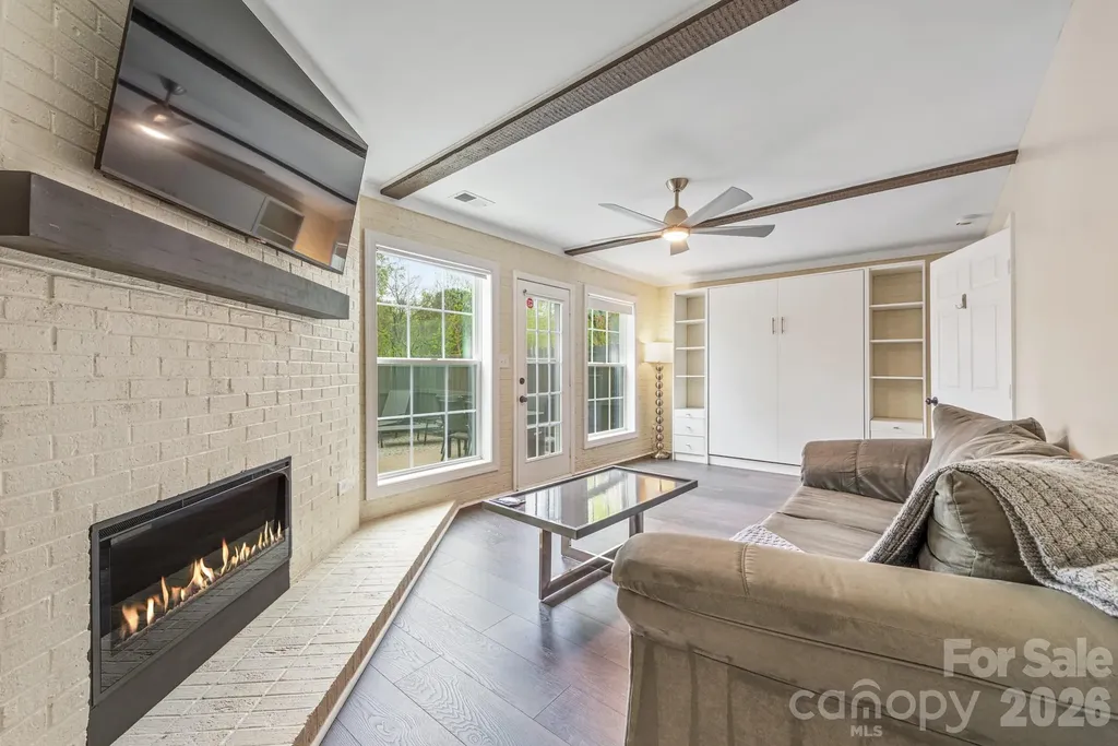 8308 Knights Bridge Road Charlotte NC 28210