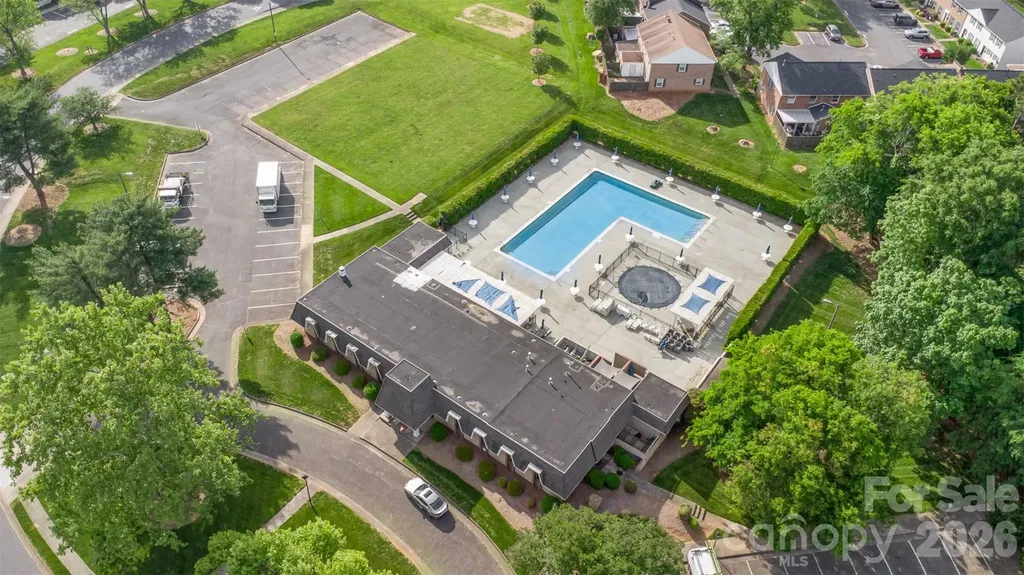 8308 Knights Bridge Road Charlotte NC 28210