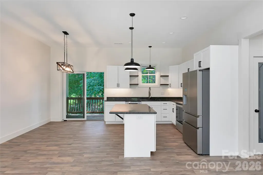 146 Cliff Road Penrose NC 28766