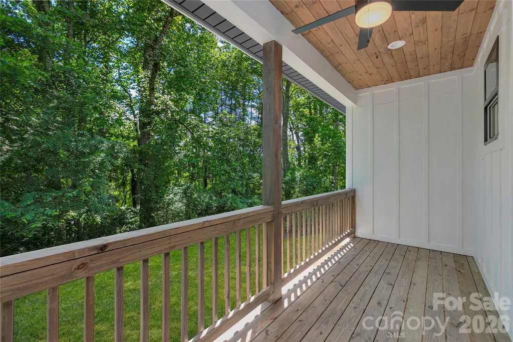 146 Cliff Road Penrose NC 28766