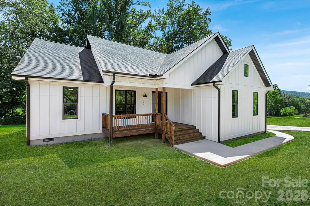 146 Cliff Road Penrose NC 28766