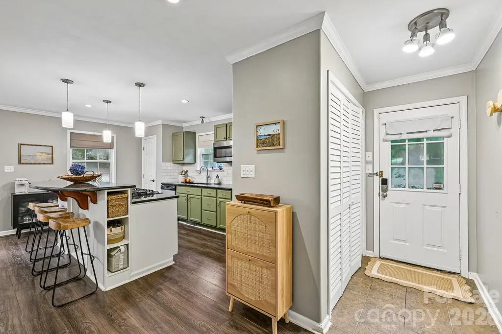 8658 Dog Leg Road Mooresville NC 28673