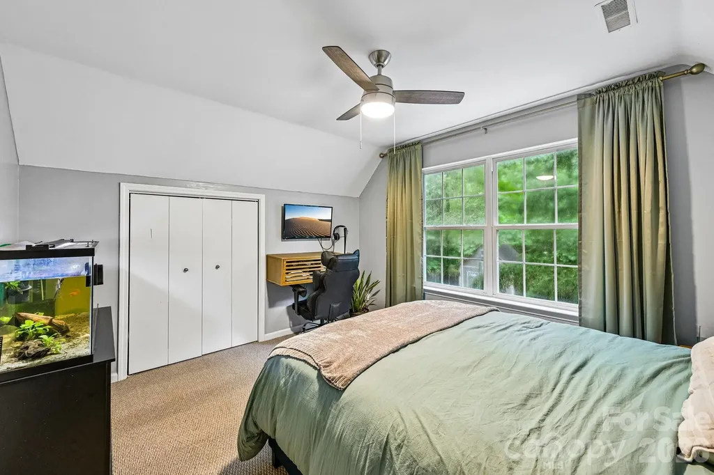 8658 Dog Leg Road Mooresville NC 28673