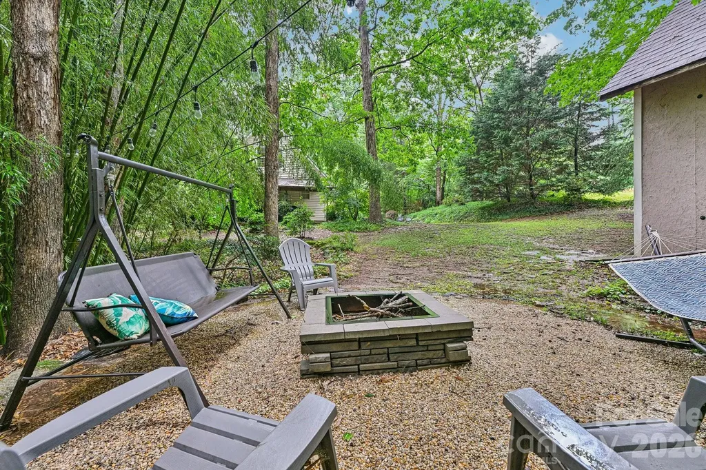 8658 Dog Leg Road Mooresville NC 28673
