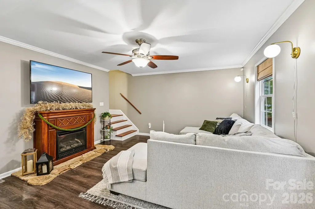 8658 Dog Leg Road Mooresville NC 28673