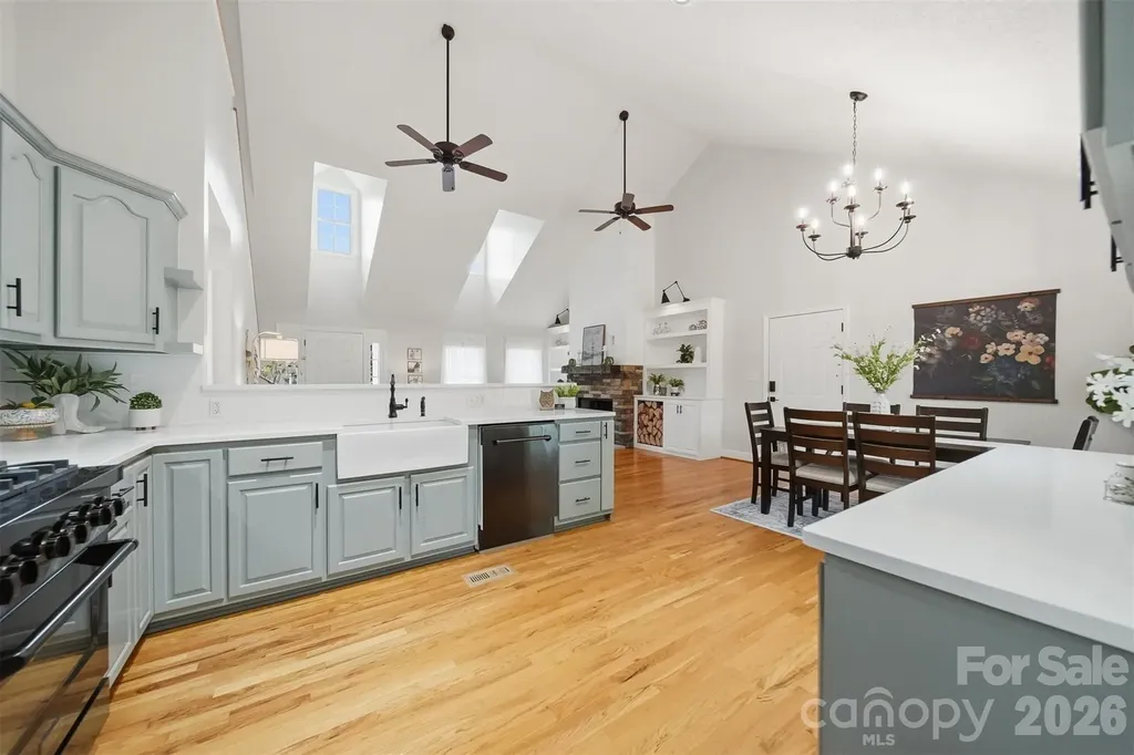 920 Barrington Drive NE Lenoir NC 28645