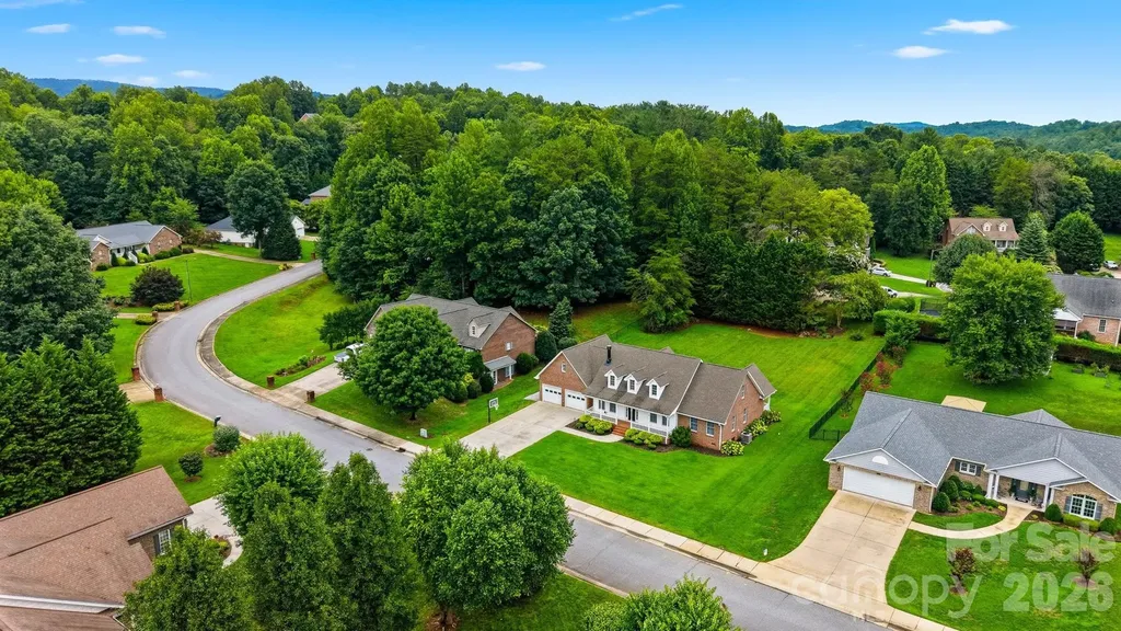 920 Barrington Drive NE Lenoir NC 28645