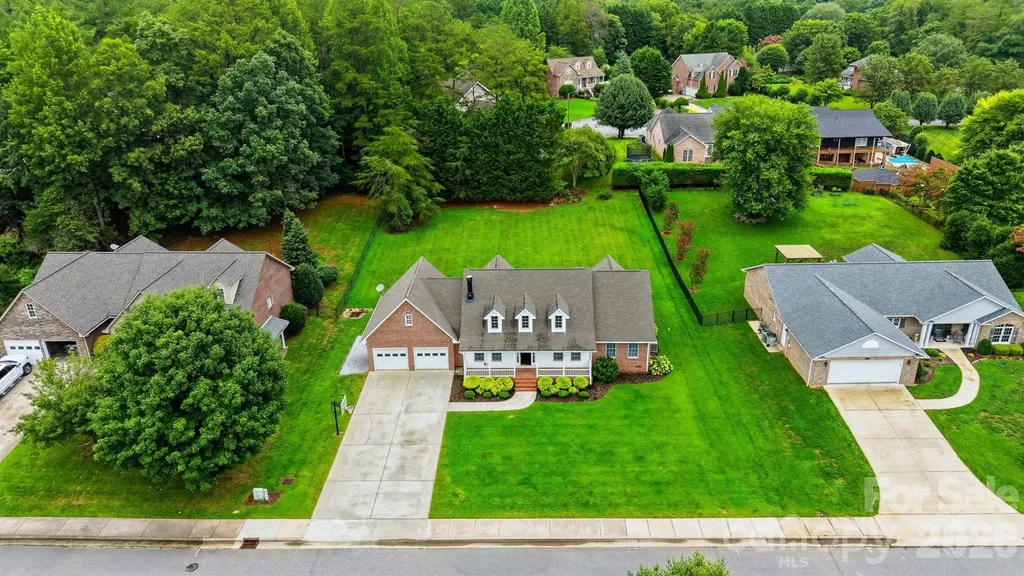 920 Barrington Drive NE Lenoir NC 28645