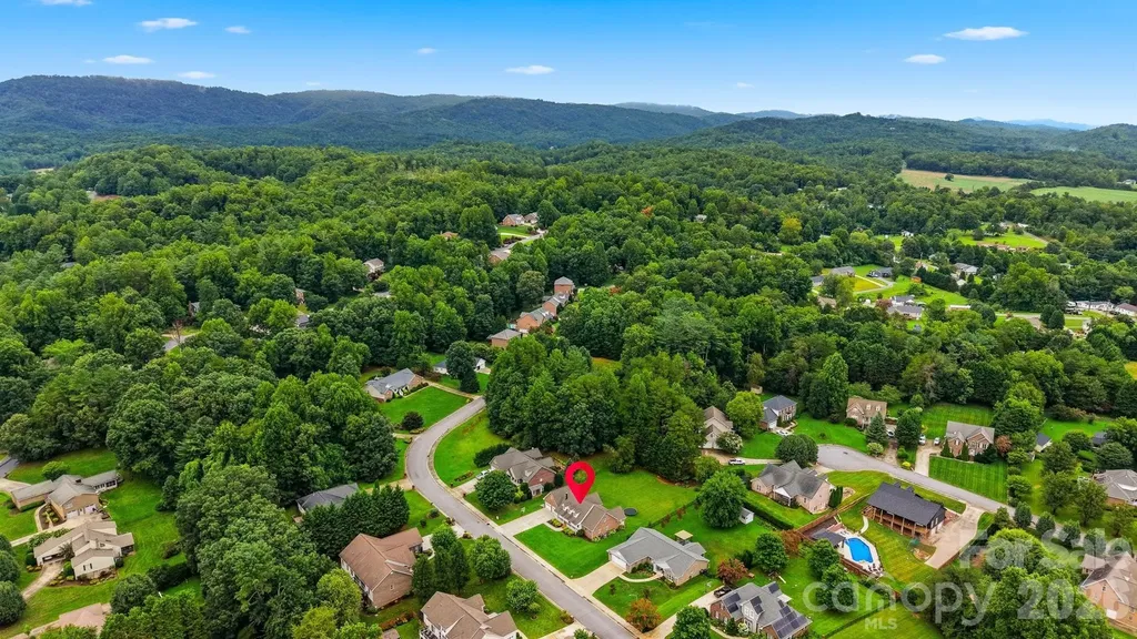 920 Barrington Drive NE Lenoir NC 28645