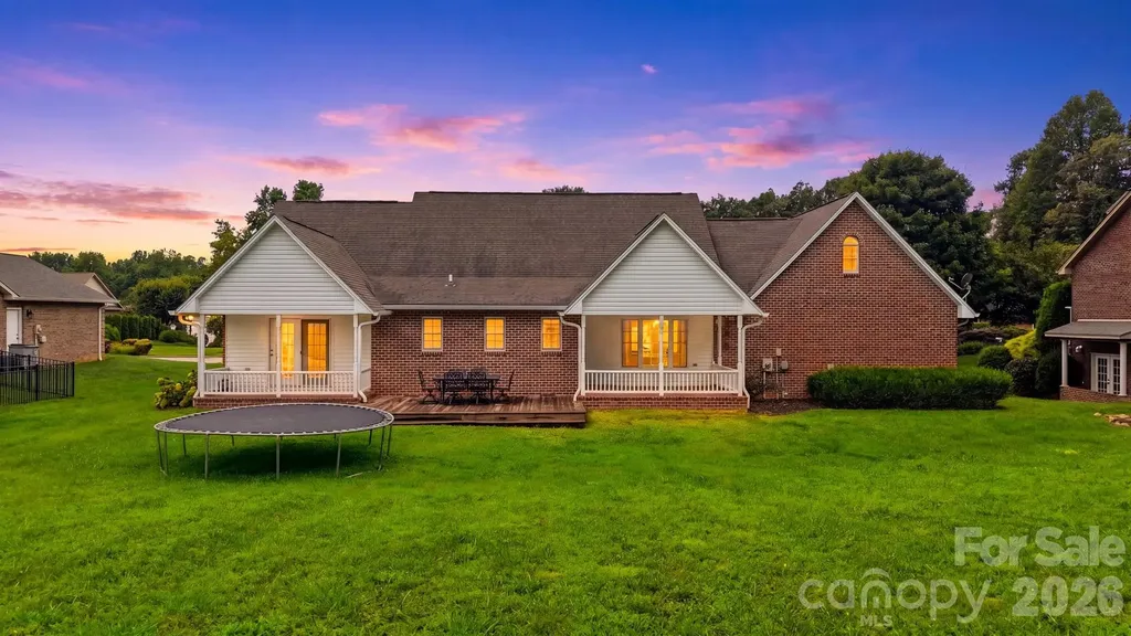 920 Barrington Drive NE Lenoir NC 28645
