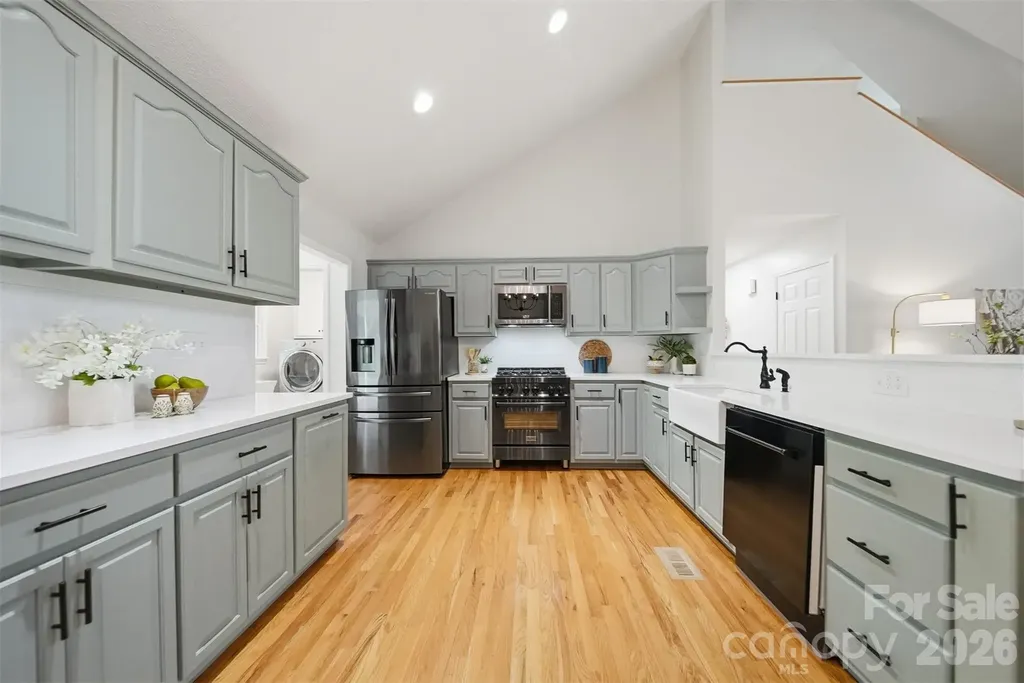 920 Barrington Drive NE Lenoir NC 28645