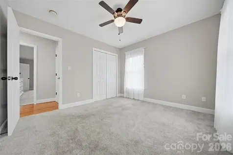 920 Barrington Drive NE Lenoir NC 28645