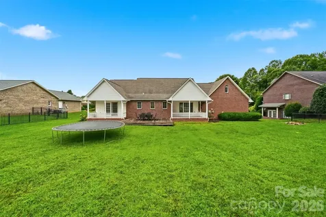 920 Barrington Drive NE Lenoir NC 28645
