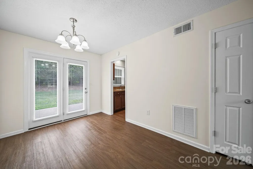 406 E 18th Street Kannapolis NC 28083