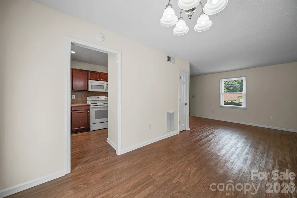 406 E 18th Street Kannapolis NC 28083
