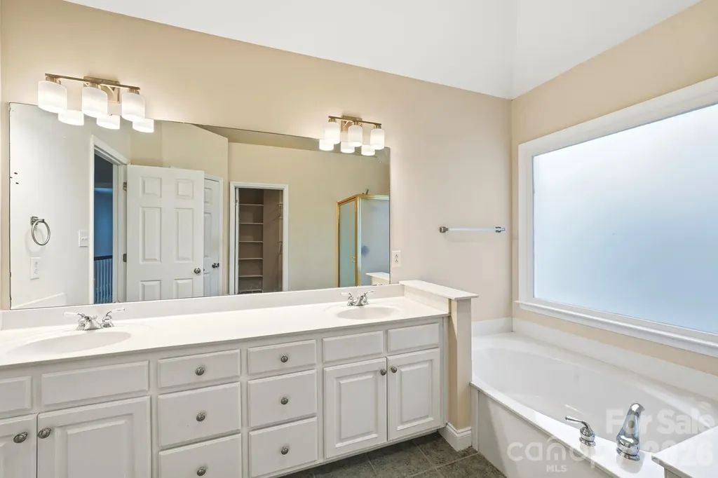 5305 Ravenglass Court Waxhaw NC 28173