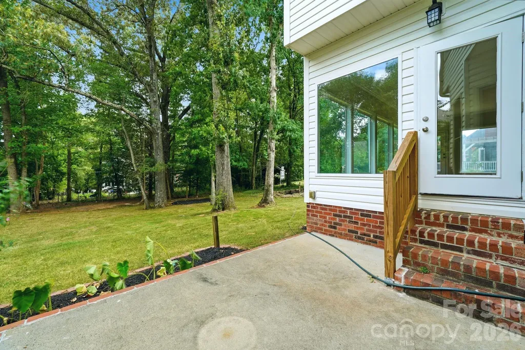 5305 Ravenglass Court Waxhaw NC 28173