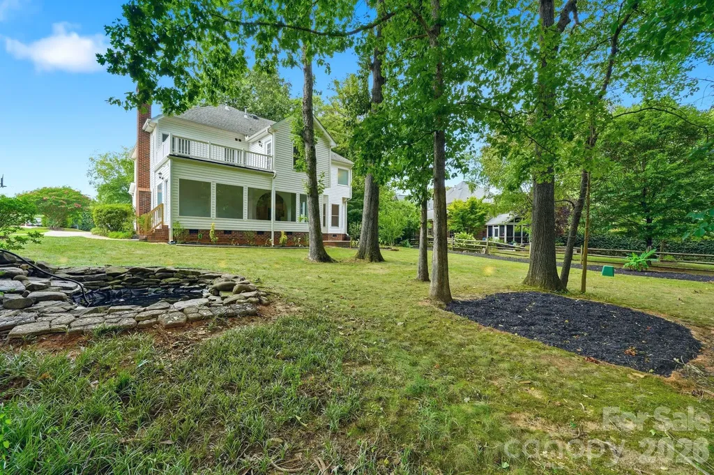 5305 Ravenglass Court Waxhaw NC 28173