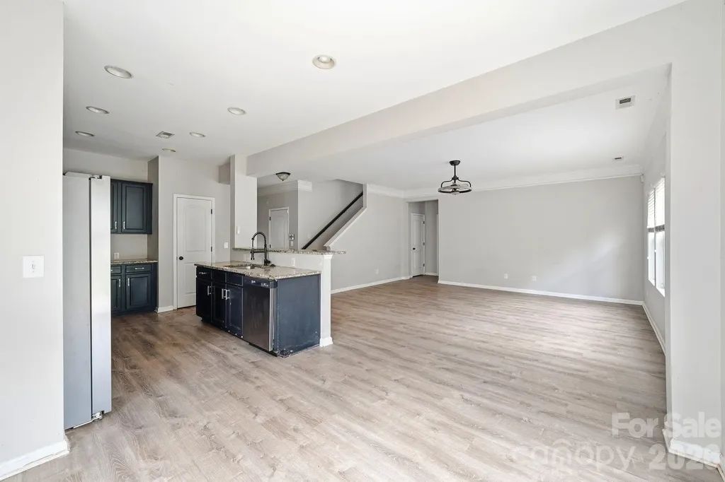 5011 Elementary View Drive Charlotte NC 28269