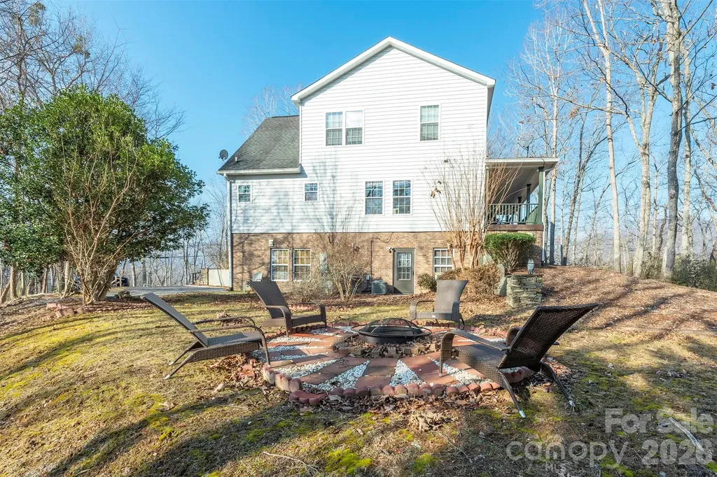 192 Buzzards Place Lake Lure NC 28746