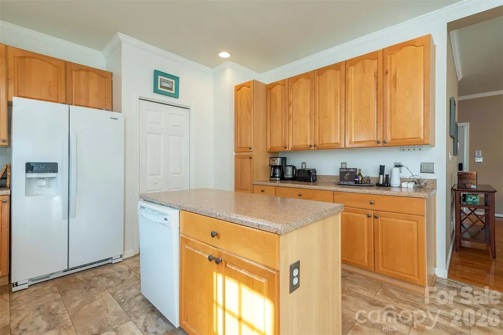 192 Buzzards Place Lake Lure NC 28746