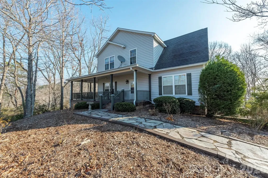 192 Buzzards Place Lake Lure NC 28746