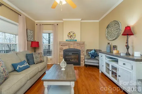 192 Buzzards Place Lake Lure NC 28746