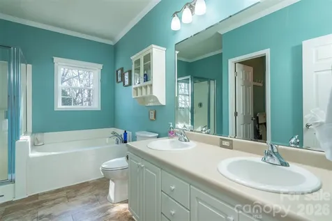 192 Buzzards Place Lake Lure NC 28746