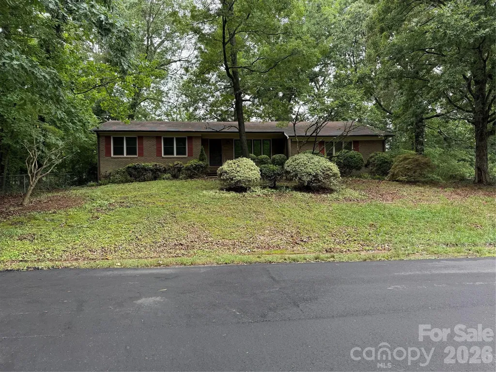 2207 Billy Street Kannapolis NC 28083