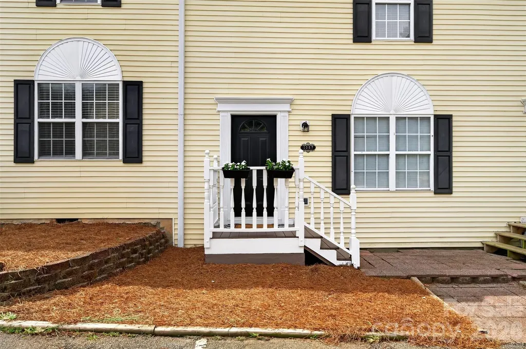 Hickory NC, 1057 19TH Street NE