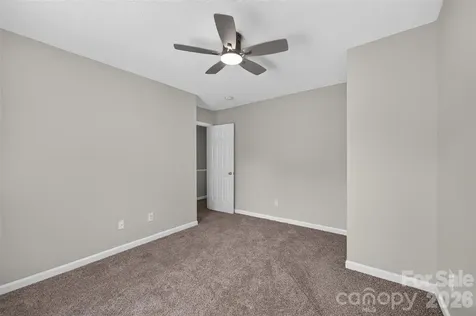 1057 19th Street NE Hickory NC 28601