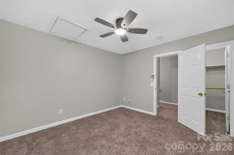 1057 19th Street NE Hickory NC 28601