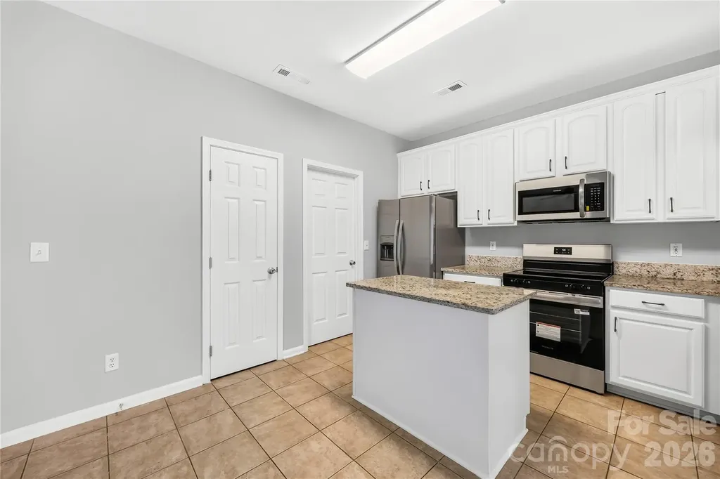 10011 Alexander Martin Avenue Charlotte NC 28277