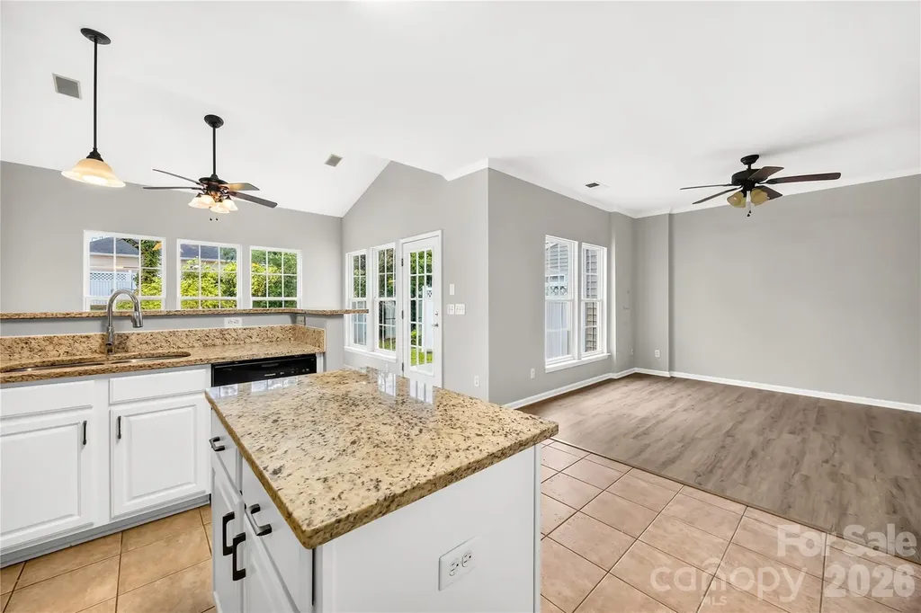 10011 Alexander Martin Avenue Charlotte NC 28277