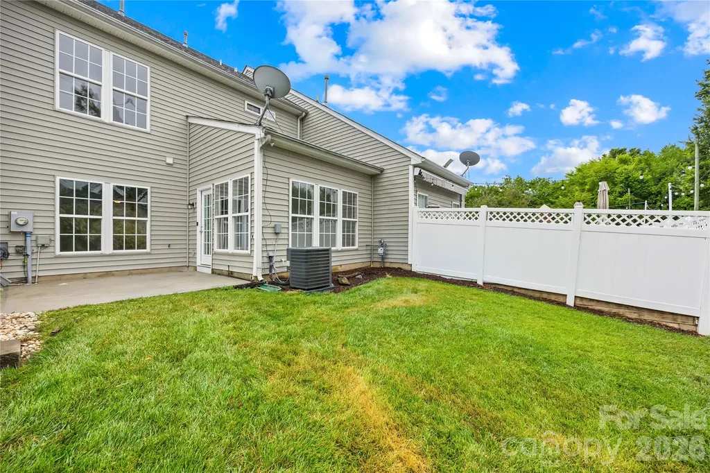 10011 Alexander Martin Avenue Charlotte NC 28277