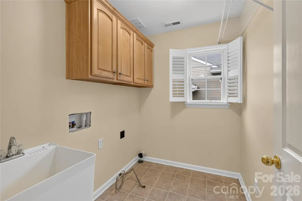 17222 Westmill Lane Charlotte NC 28277