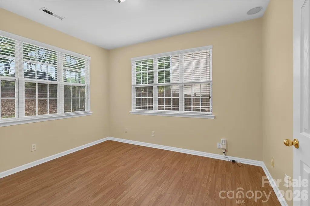 17222 Westmill Lane Charlotte NC 28277
