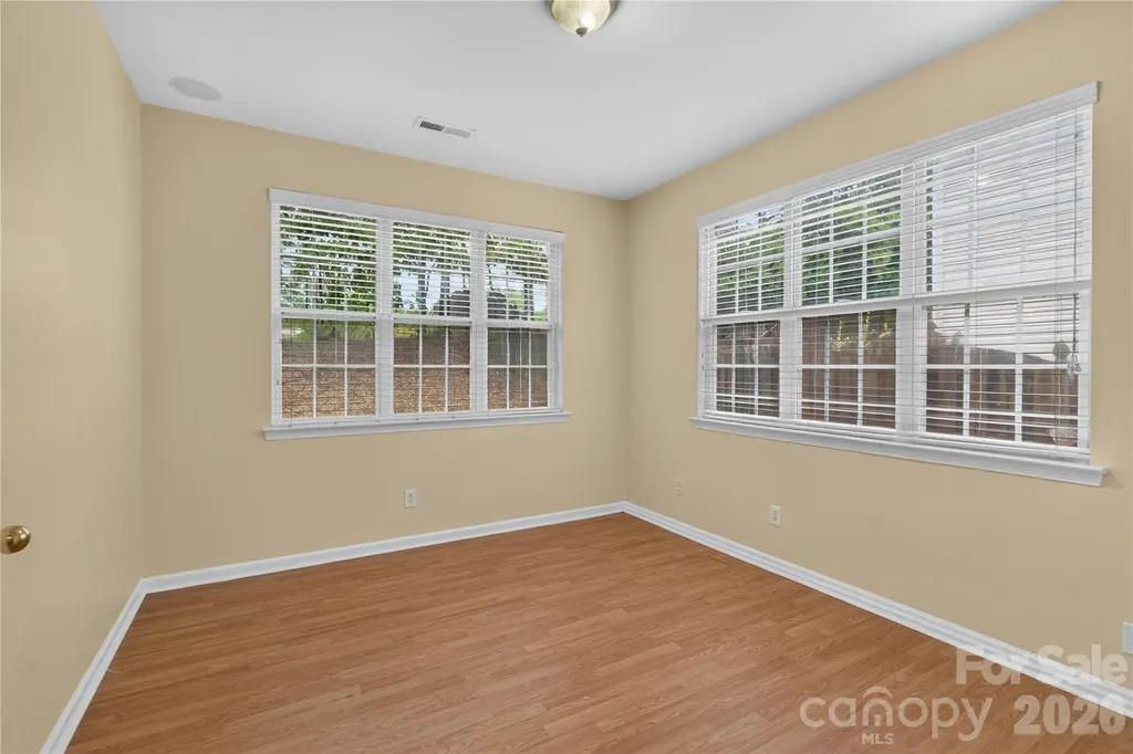 17222 Westmill Lane Charlotte NC 28277