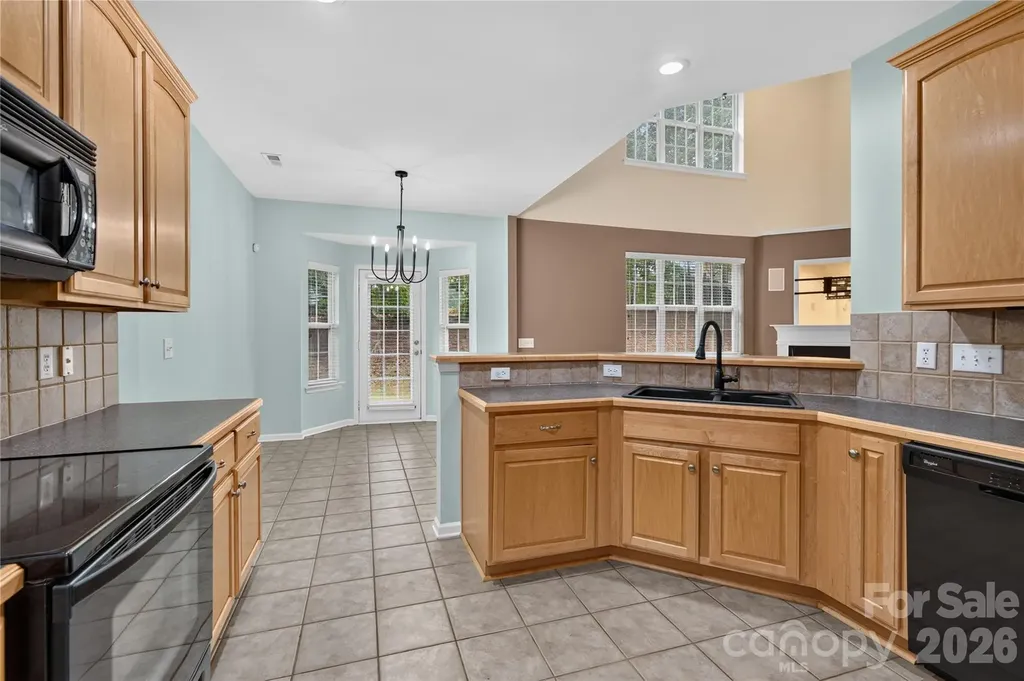 17222 Westmill Lane Charlotte NC 28277