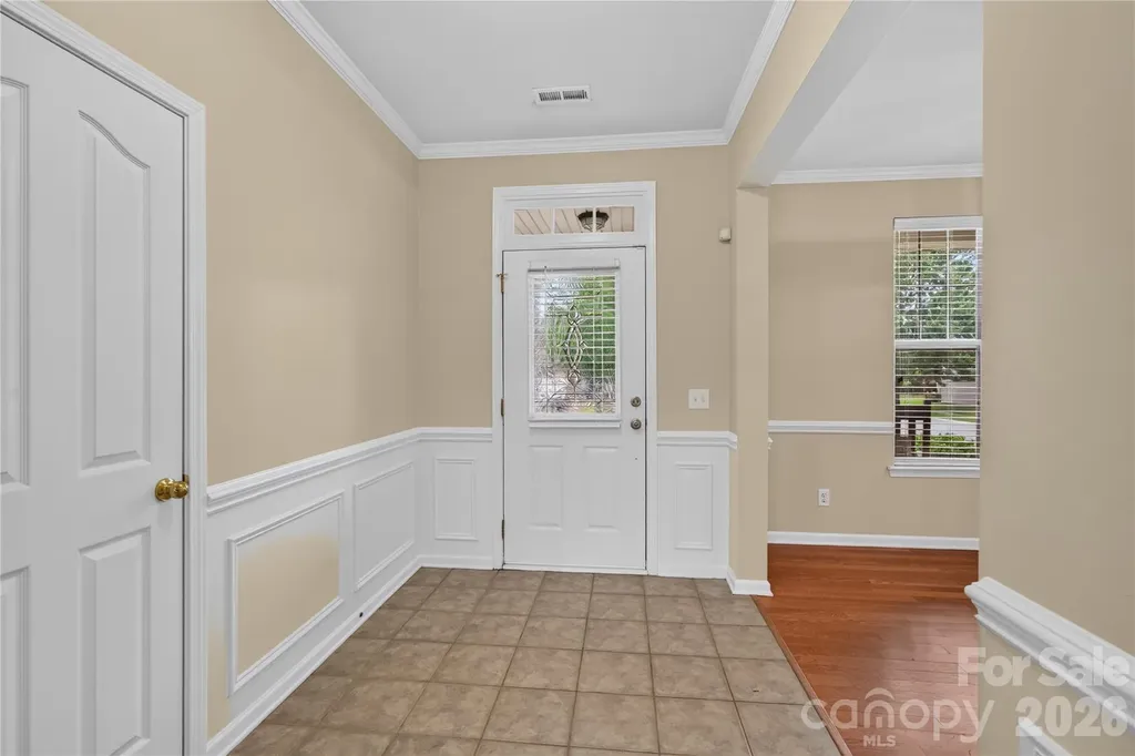 17222 Westmill Lane Charlotte NC 28277