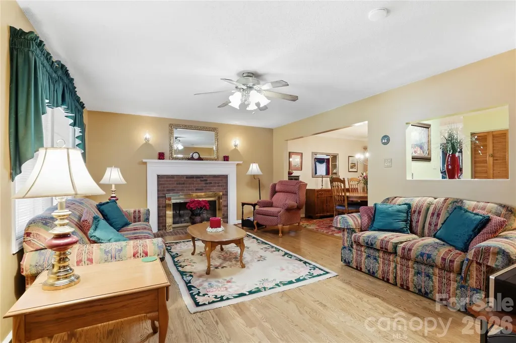 140 Eastwood Drive Statesville NC 28625