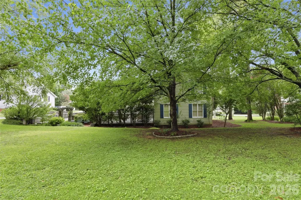 140 Eastwood Drive Statesville NC 28625