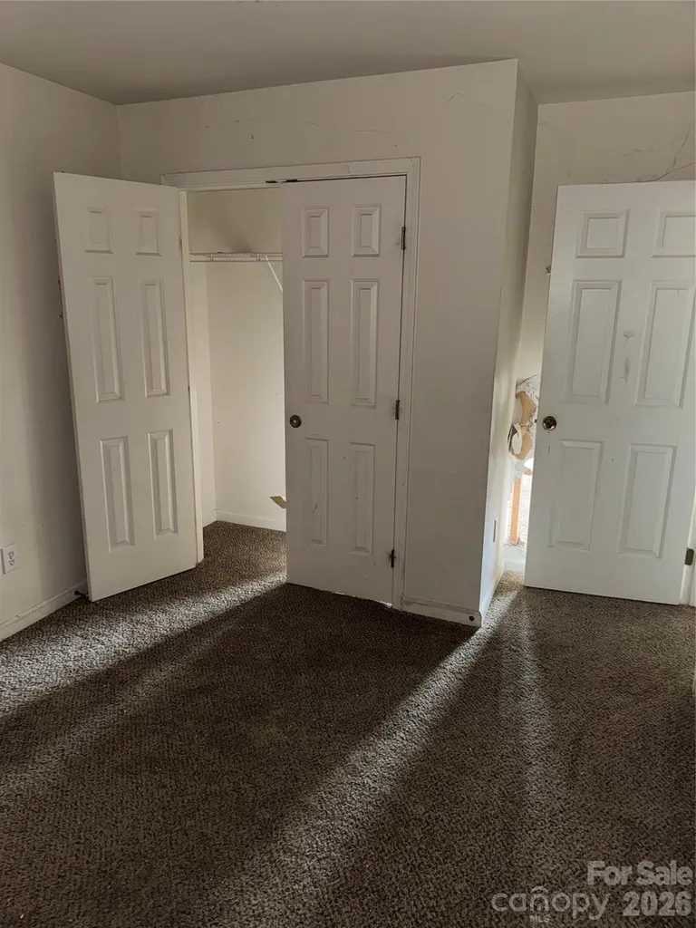 1319 Red Tallen Court Charlotte NC 28214