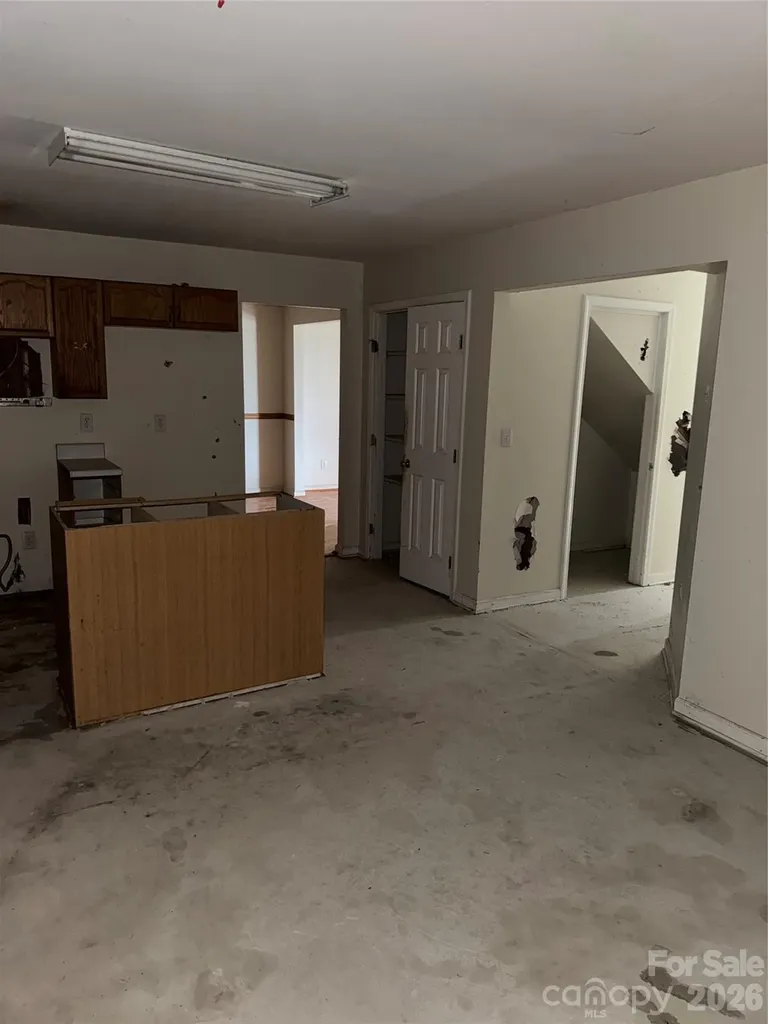 1319 Red Tallen Court Charlotte NC 28214