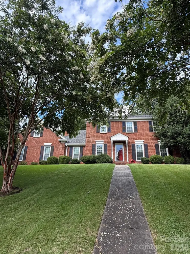 201 Wainsley Place Matthews NC 28105