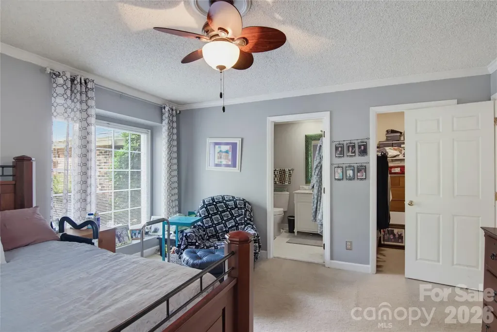 3608 Plympton Place Greensboro NC 27410